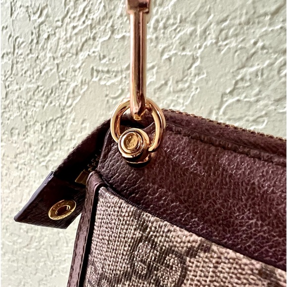 👑✅PRICE FIRM✅AUTHENTIC Gucci GG Supreme Ophidia Wristlet - Picture 10 of 17